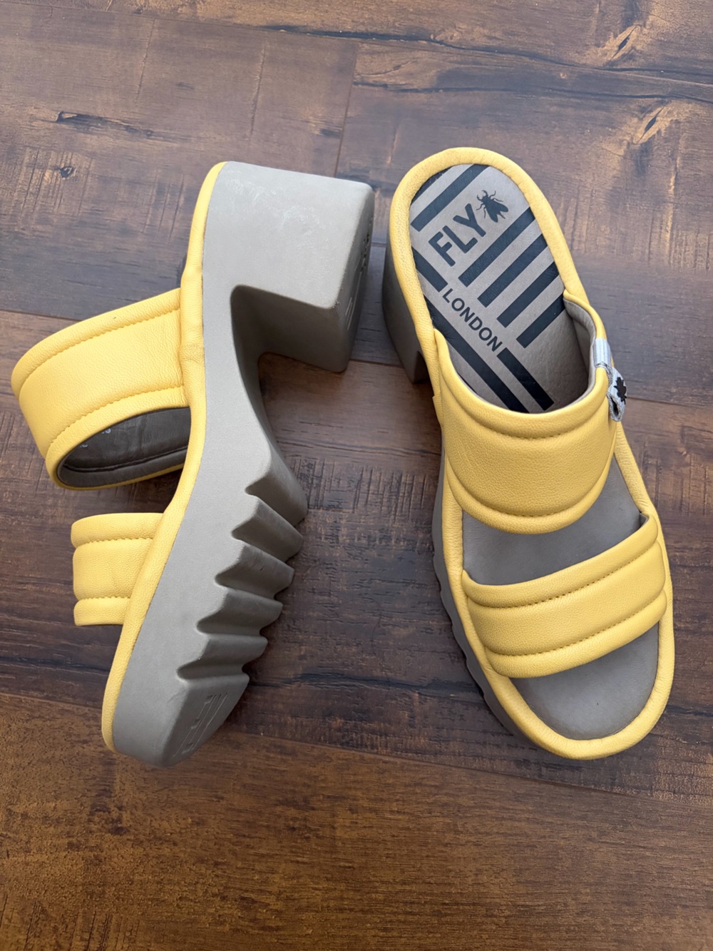 FLY LONDON MAVA432FLY YELLOW LEATHER SANDALS MULES EU 40 US 9-9.5 - Picture 2 of 11